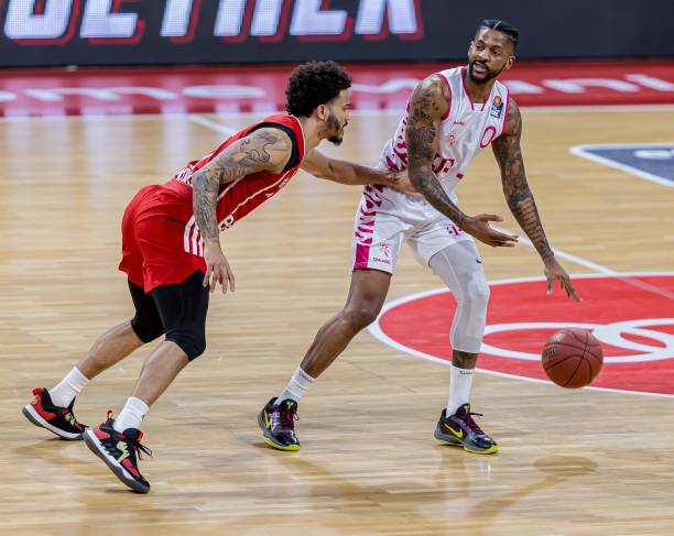 少类似的平 少类似的平