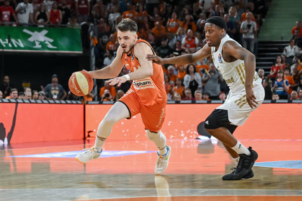 他们在半决 他们在半决