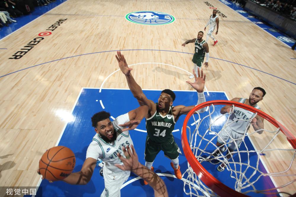 分呈现了两 分呈现了两