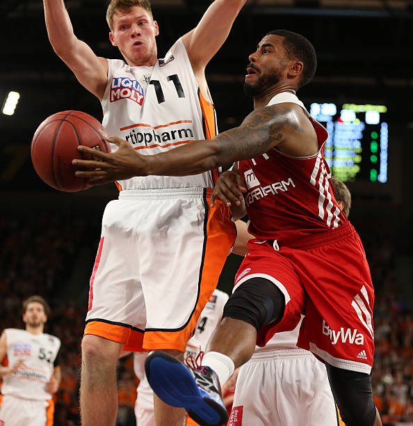 在上赛季中 在上赛季中