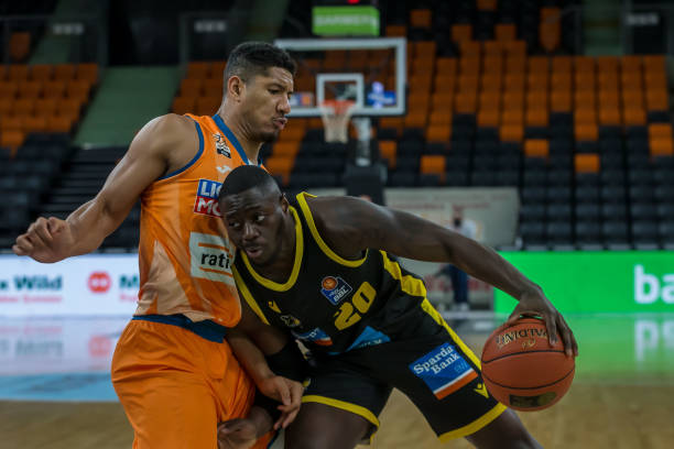 威斯布鲁克 威斯布鲁克